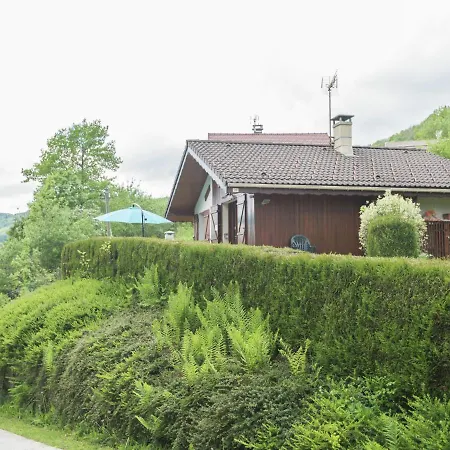 Chalet In Close To Ski Slope