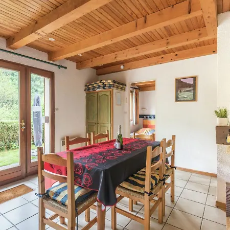 Chalet Chalet In Close To Ski Slope